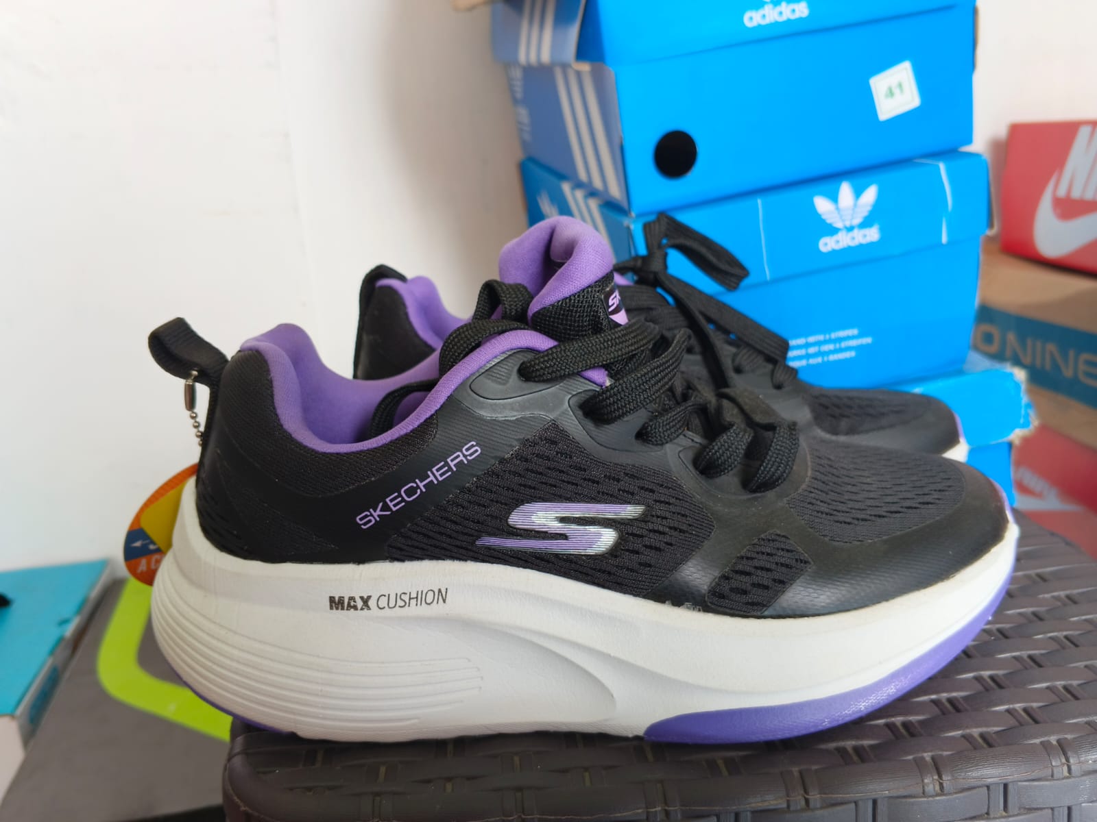 Skechers Size 36
